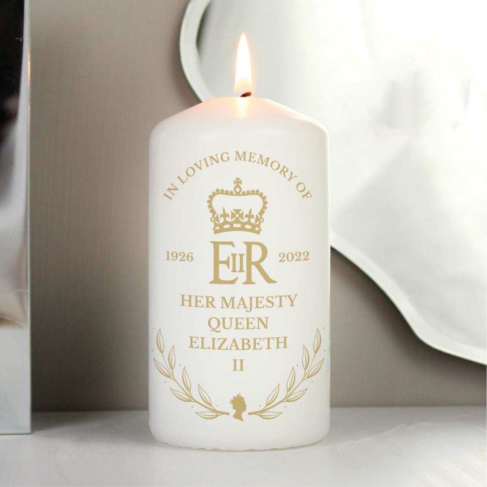 Personalised Queens Commemorative Wreath Pillar Candle Extra Image 1